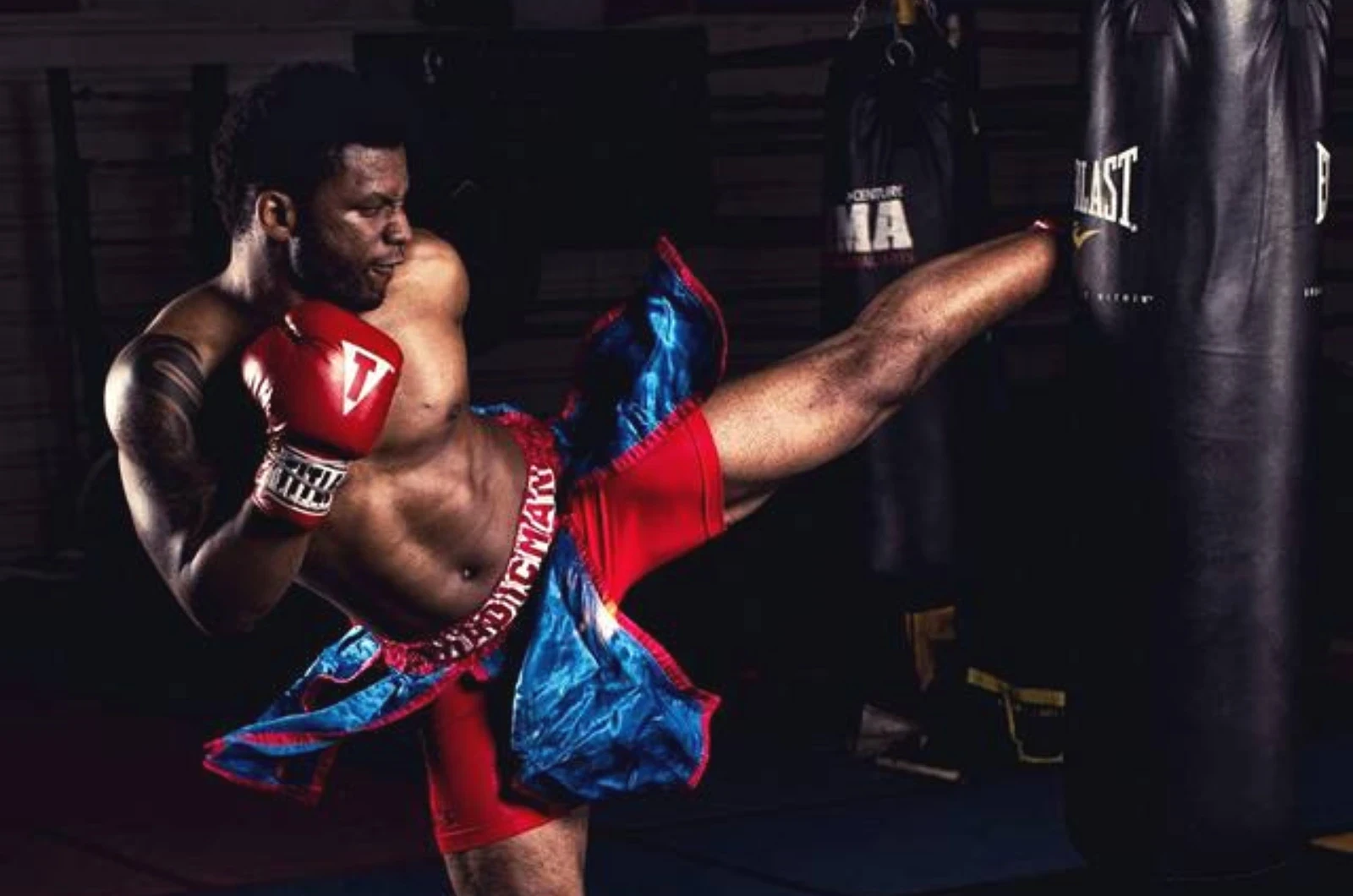 Kickboxing self-defense training at Sud'n Impact Gym